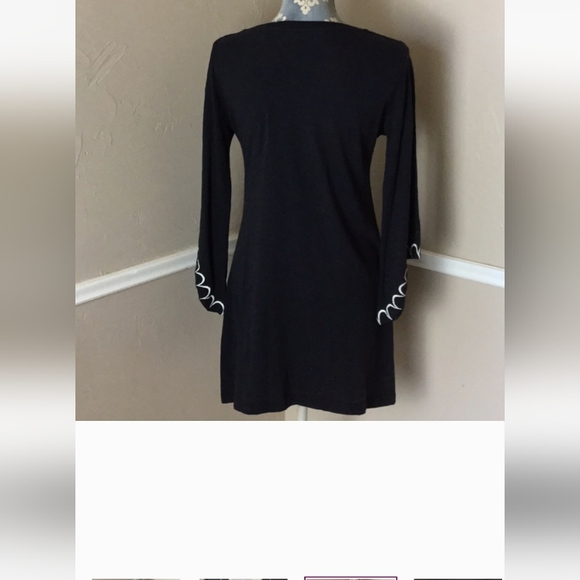 Panhandle Slim Long Sleeve Embroidered Tunic Dress - Picture 4 of 4
